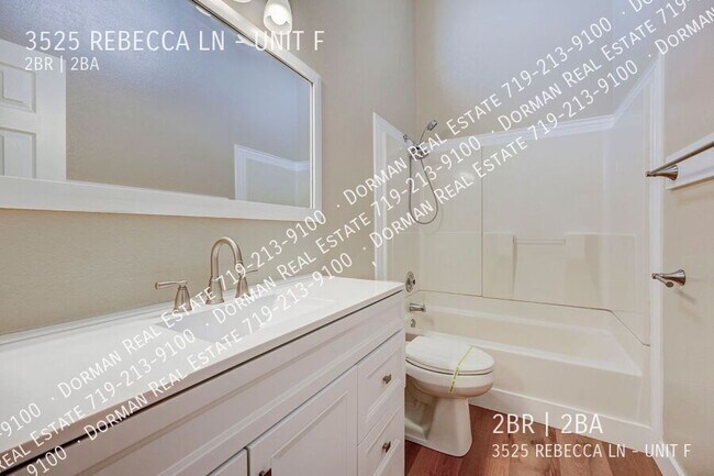 Building Photo - 3525 Rebecca Ln