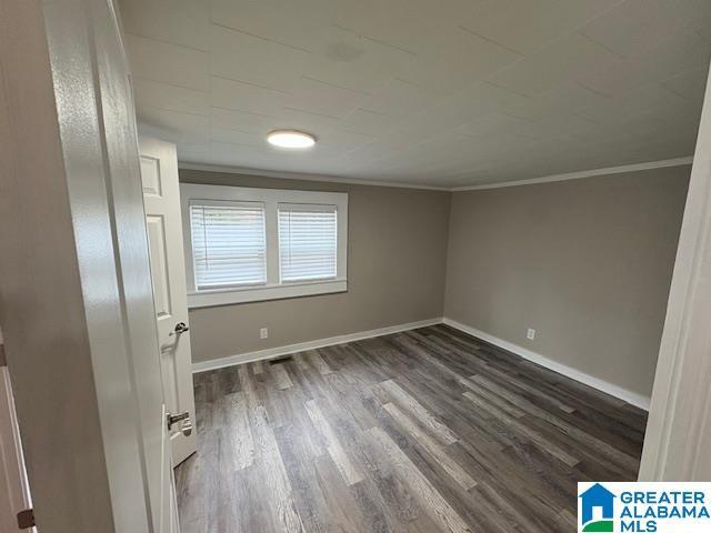 Building Photo - 336 3rd St E