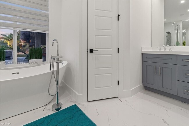 Building Photo - 5 br, 3 bath House - 17575 SW 280th St