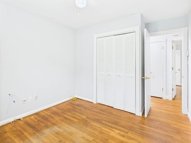 Building Photo - 1109 Dinwiddie Ave