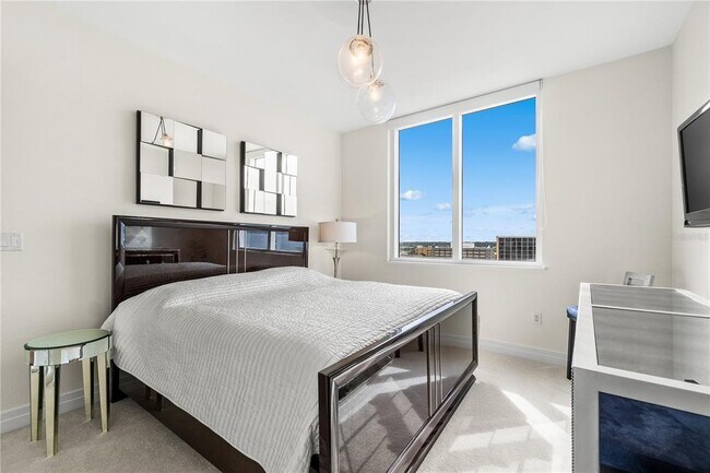 Building Photo - 331 Cleveland St