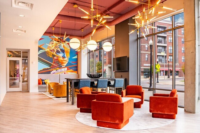 Lobby - 8th and High
