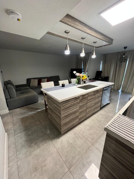 Building Photo - 9321 SW 4th St