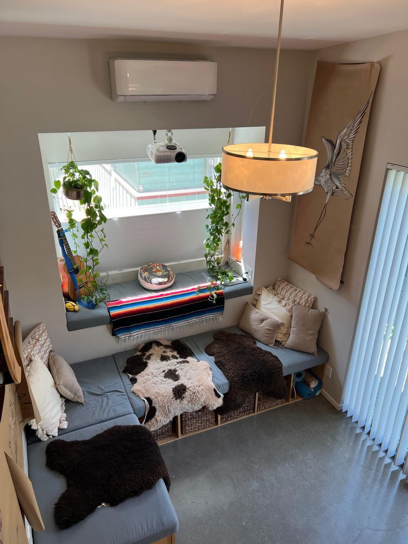 Building Photo - 1128 Buchon St