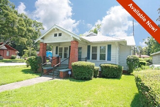 Building Photo - 2426 Princess Pl Dr