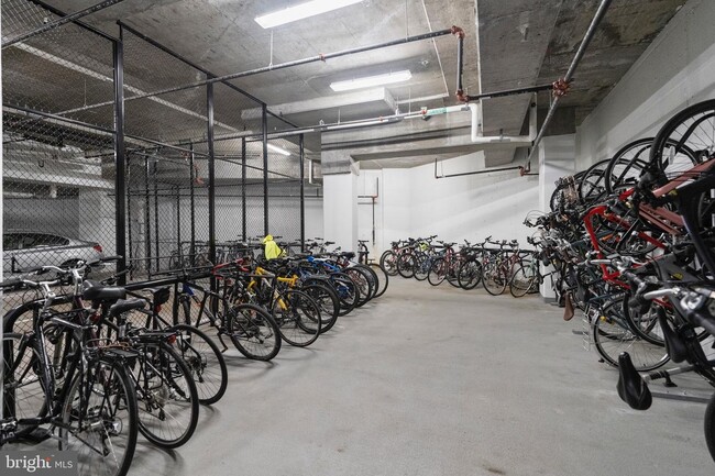 Bike Storage - 1300 4th St SE