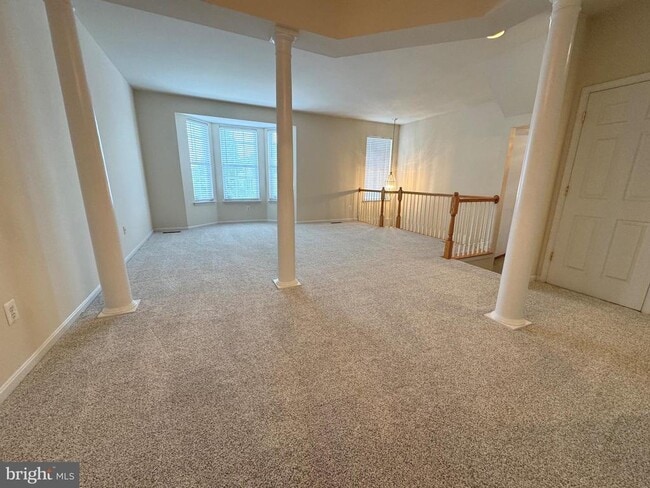 Building Photo - 8730 Phipps Farm Way