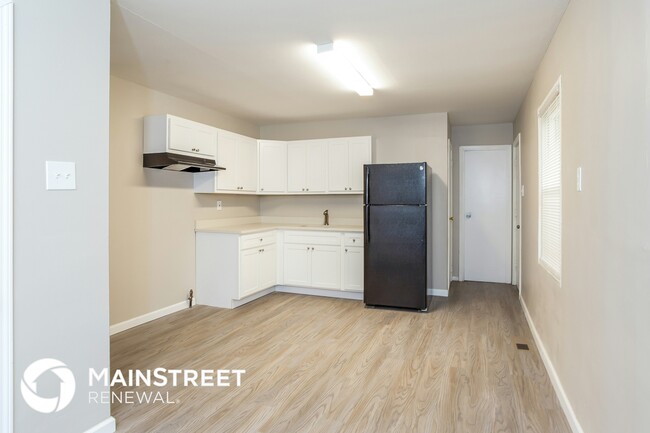 Building Photo - 12317 Santa Maria Dr