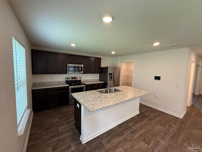 Building Photo - 6422 Jerry Lynn Ln