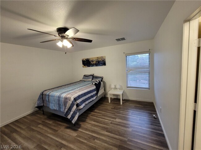 Building Photo - 6213 Capehart Falls St