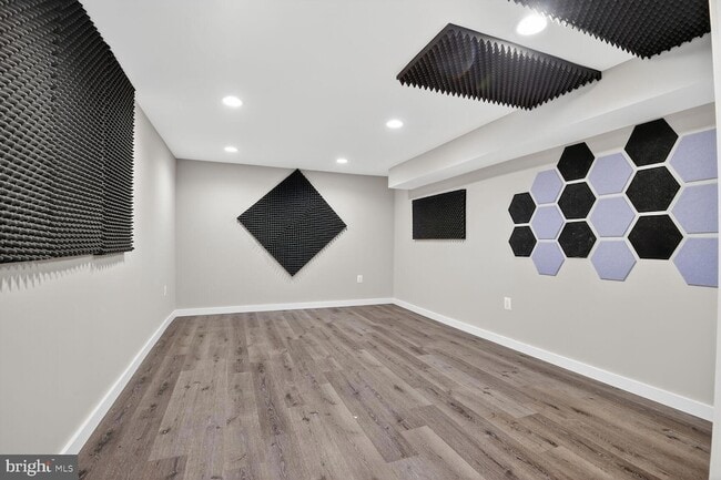 Building Photo - 14982 Gold Post Ct