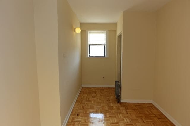 Building Photo - 744 W Belmont Ave