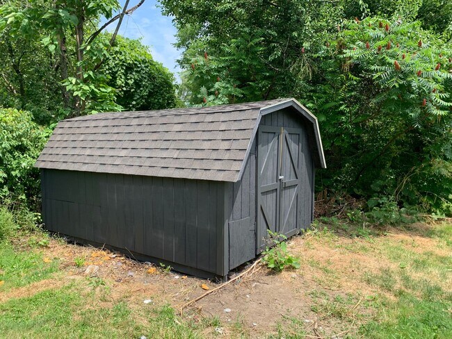 Building Photo - Madison Ranch