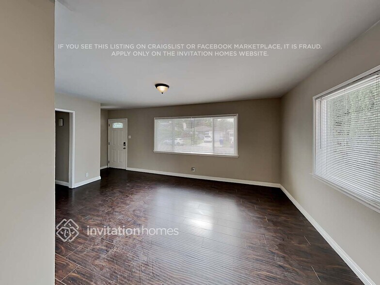 Building Photo - 2229 Wesleygrove Ave
