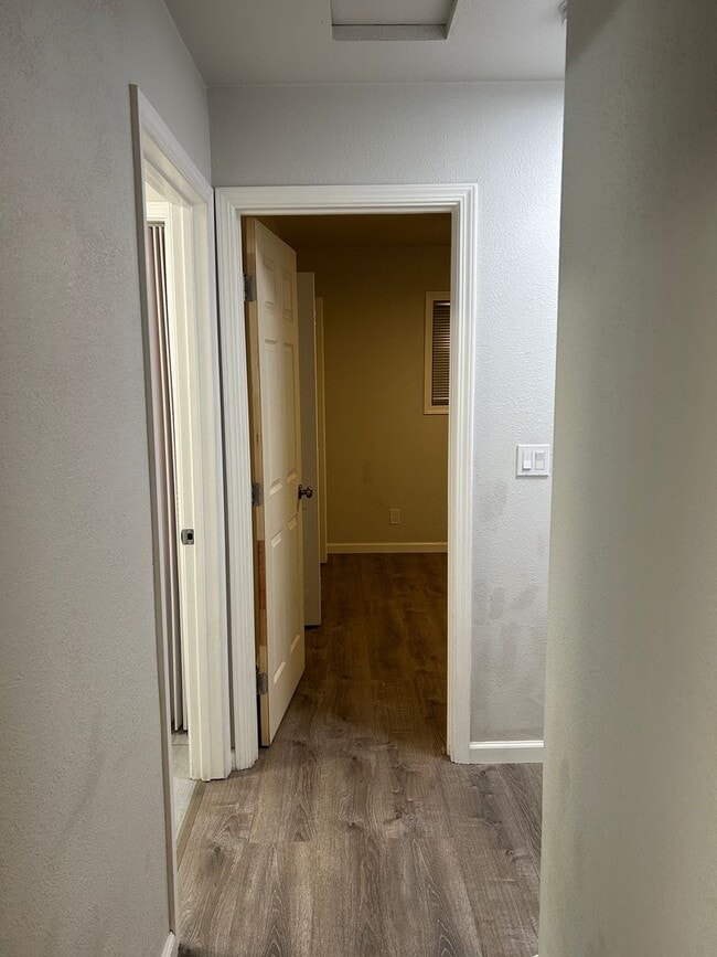 Building Photo - **READY FOR MOVE IN** Sparks Duplex