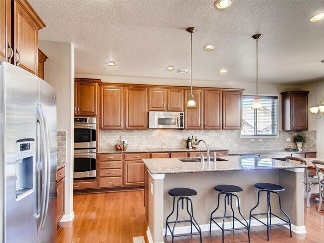 Building Photo - 10732 Hillsboro Cir