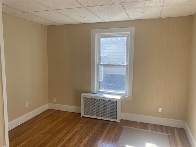 Building Photo - 1 Rena St