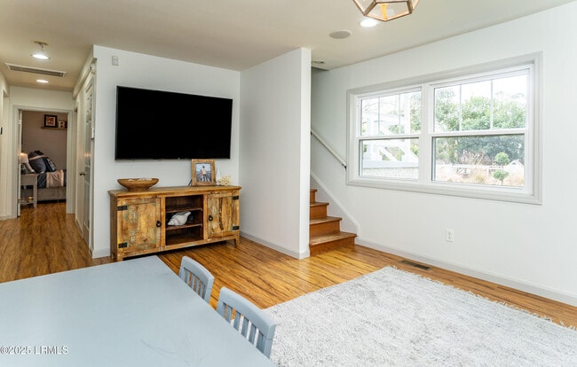 Building Photo - 55 Coosaw River Dr