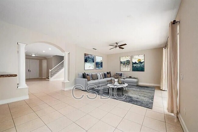 Building Photo - 8477 Breezy Hill Dr