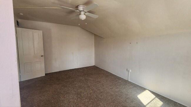 Building Photo - 3 bedroom 2 bathroom single family home | section 8 and EDEN welcomed