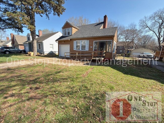 Building Photo - Beautiful 3 Bedroom 1 Bathroom in Kansas City!