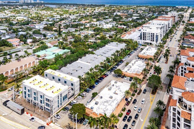Building Photo - 244 E Boca Raton Rd