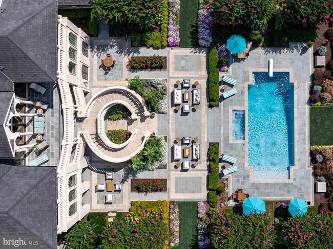 Building Photo - 200 Bridgeview Ln