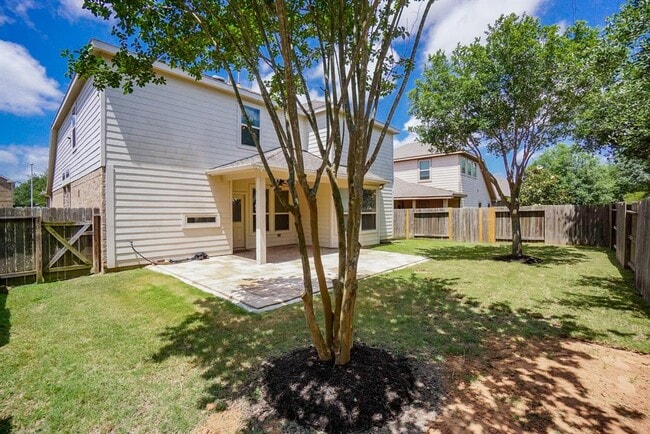 Building Photo - 6203 Brookmall Dr