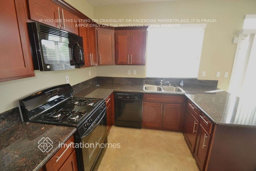 Building Photo - 9213 Surlingham Ct