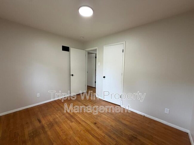 Building Photo - 1439 Widefields Ln
