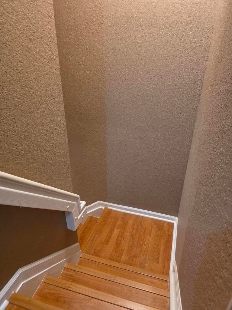Building Photo - 2866 S Oasis Dr