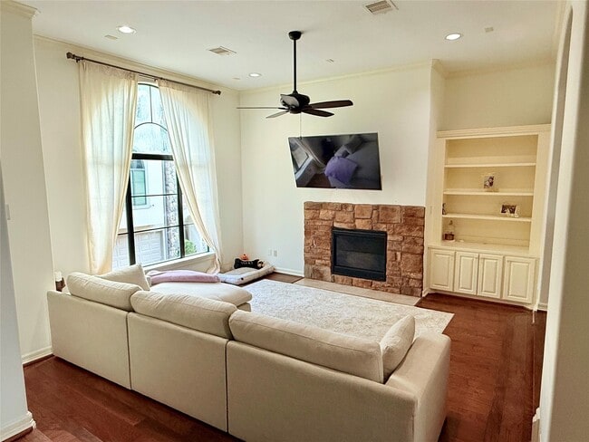 Building Photo - 11206 Mattina Dr