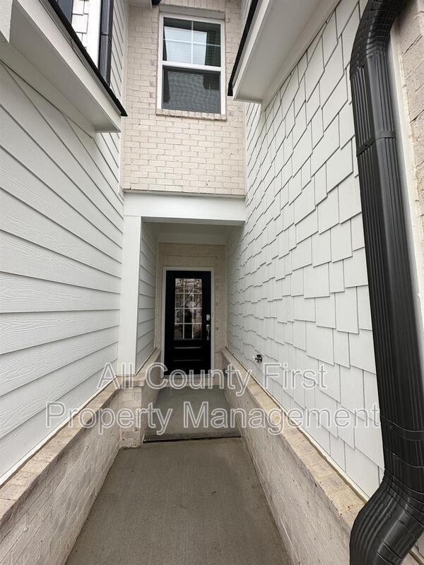 Building Photo - 2555 Adventure Wy