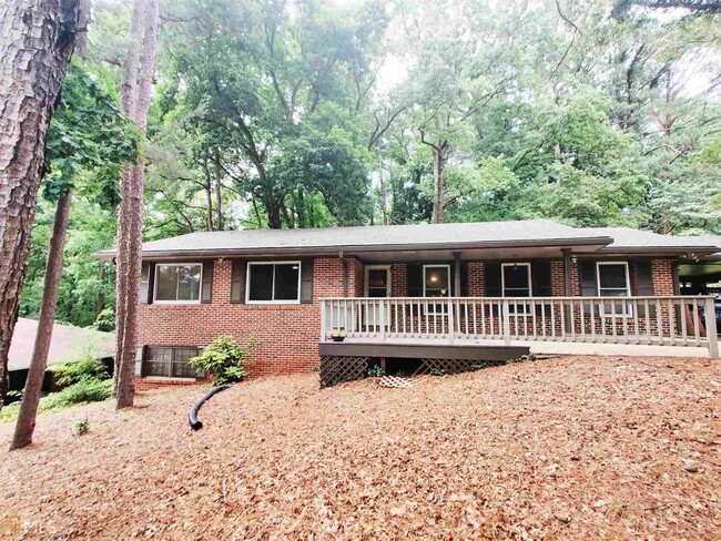 Primary Photo - 522 Milligan Dr