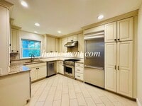 Building Photo - 11131 Wornall Rd