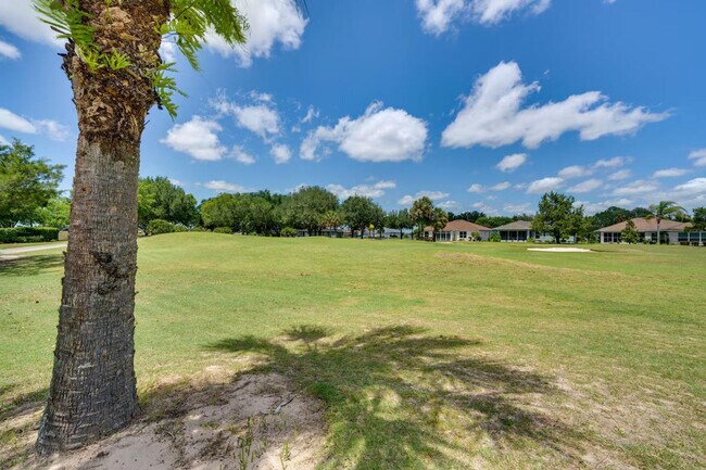 Building Photo - 15870 SW 16th Avenue Rd