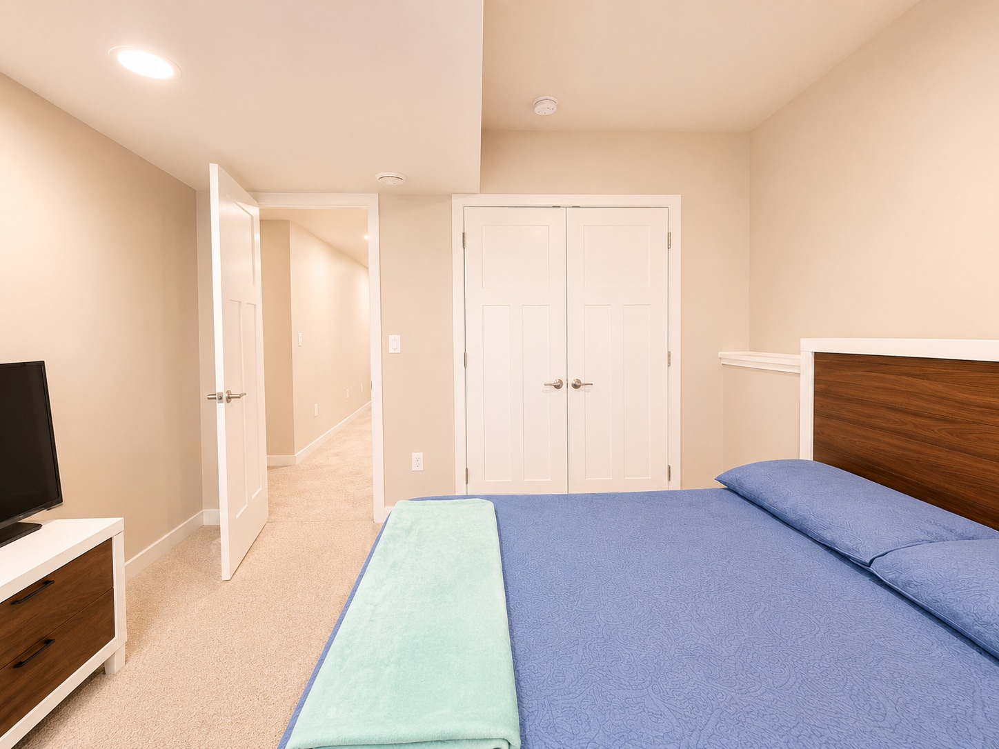 Guest Bed - 1907 Eggum Rd