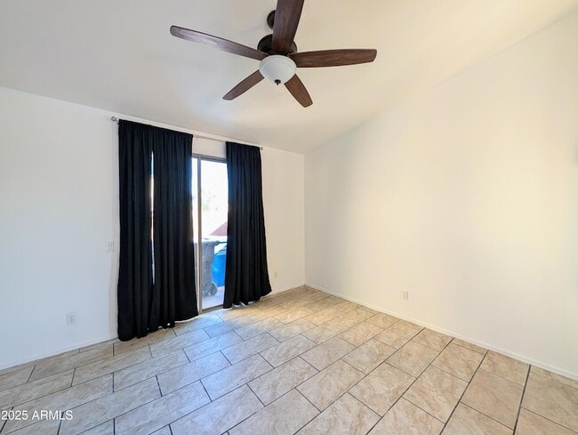 Building Photo - 4726 W Fremont Rd.