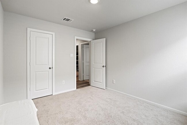 Building Photo - 405 Perry Pl