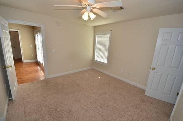 Building Photo - 4bed/4bath in Eagles Landing for JULY!