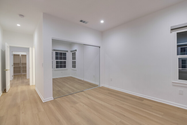 Building Photo - One Month Free! Stunning Newly Remodeled 3...