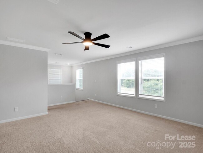 Building Photo - 1034 Lyndon Station Dr