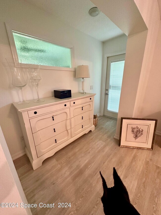 Building Photo - 219 Fifth Ave