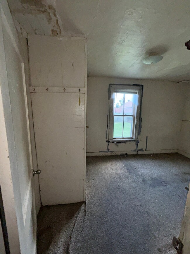 Building Photo - 1532 5th St