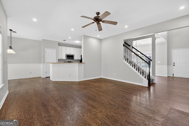 Building Photo - 28 Stonehenge Ct