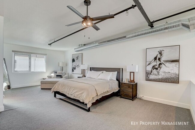 Building Photo - 11441 Allerton Park Dr