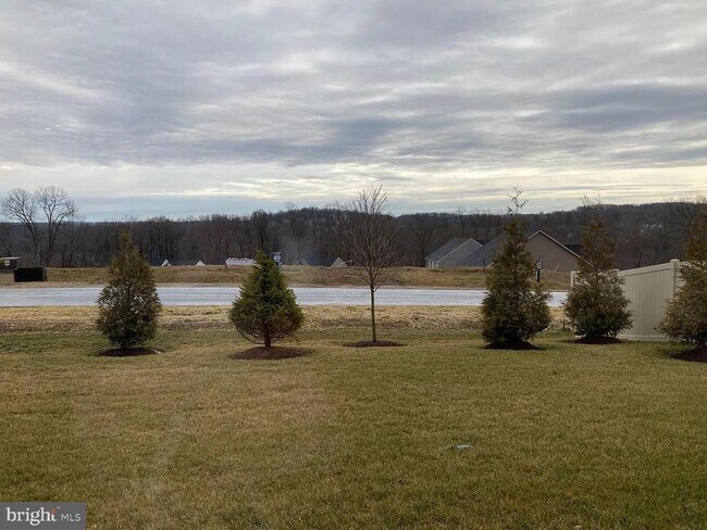 Building Photo - 7045 Eaglehead Dr