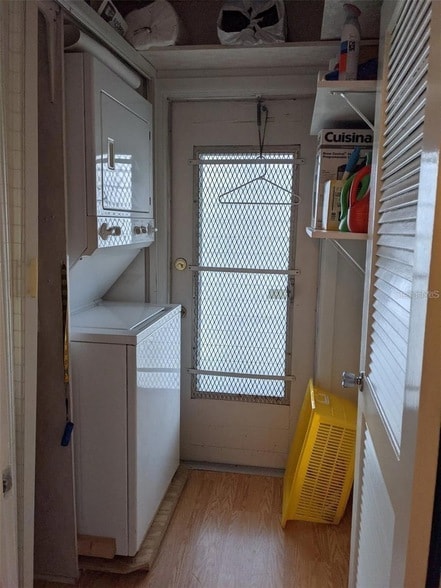 Building Photo - 1836 Sunny Dr