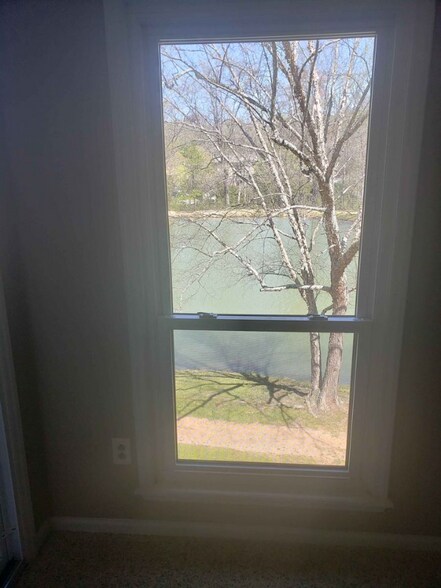 Building Photo - 7345 Winery Ln