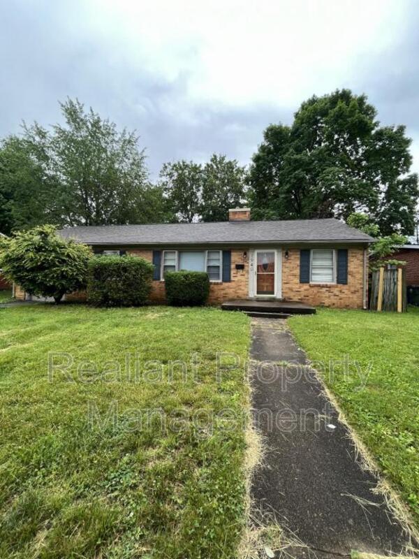 Primary Photo - 1940 Pershing Rd